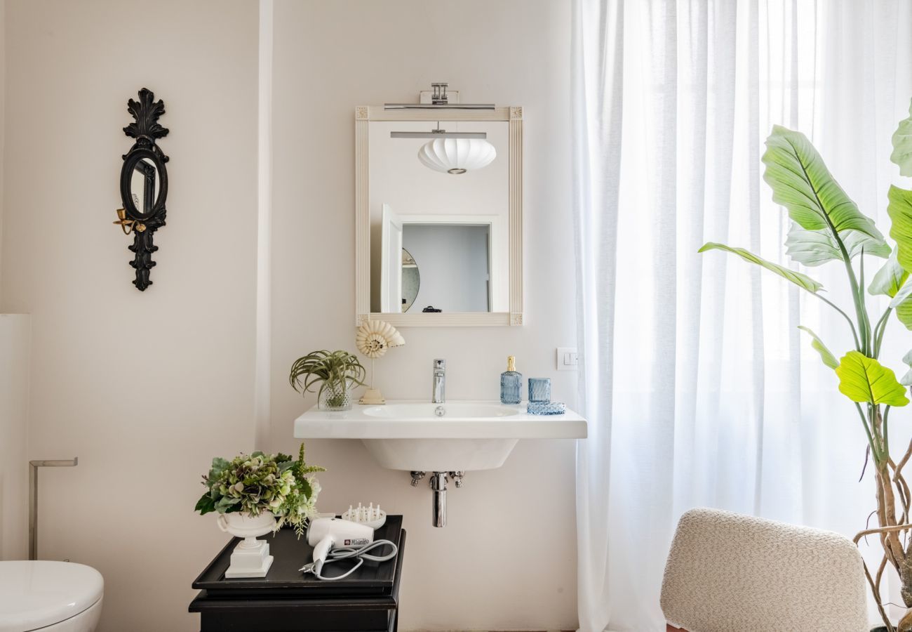 Appartamento a Lucca - The Fresco Tale, a Charming 3 Bedrooms Apartment