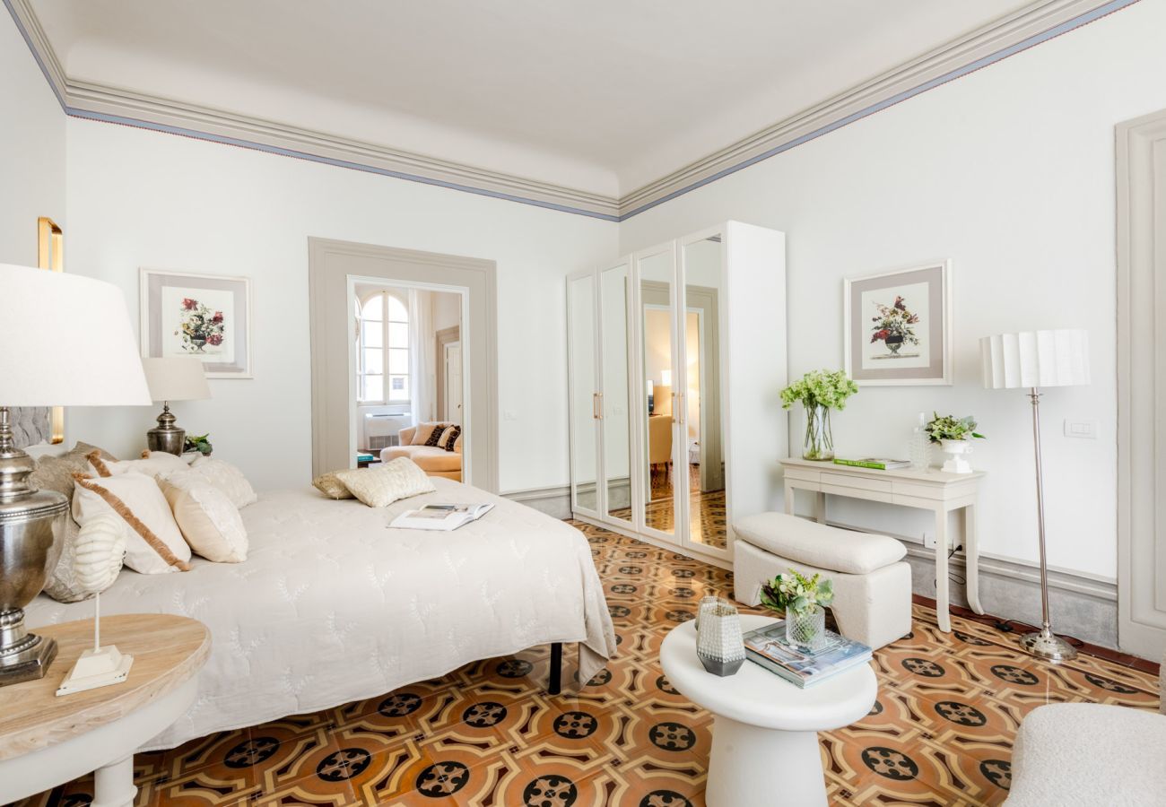 Appartamento a Lucca - The Fresco Tale, a Charming 3 Bedrooms Apartment