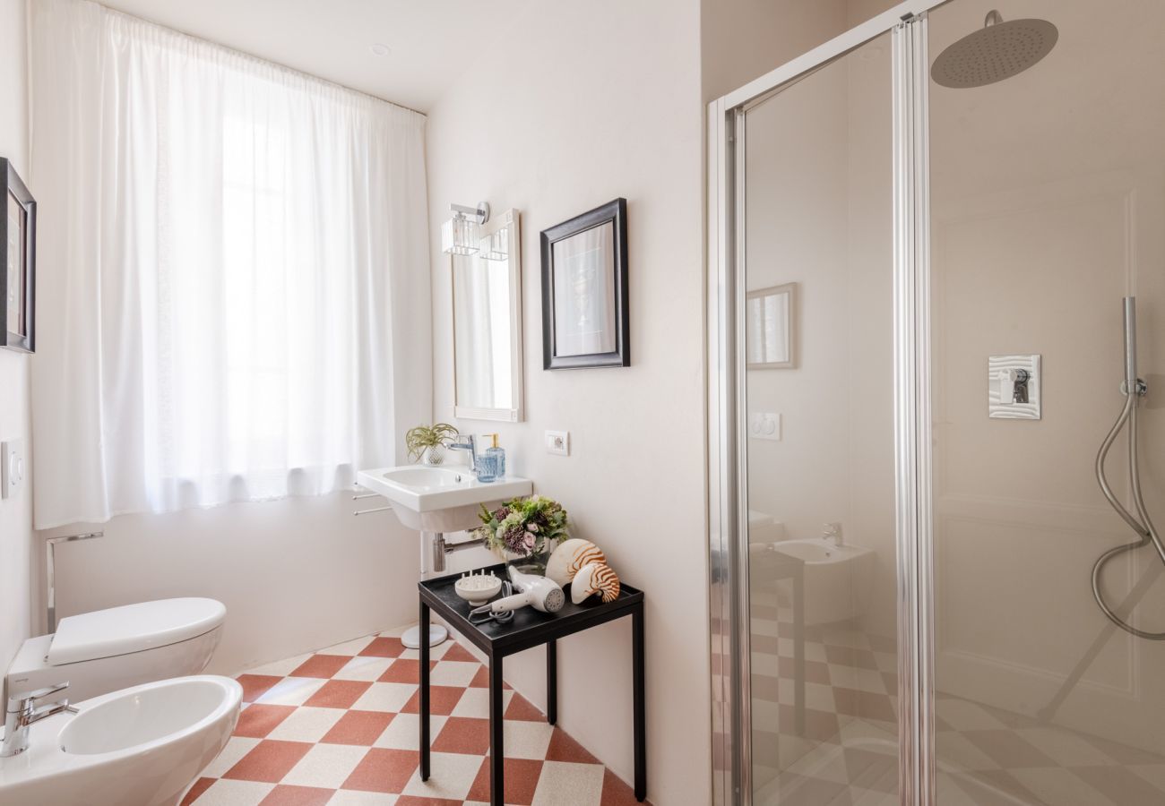 Appartamento a Lucca - The Fresco Tale, a Charming 3 Bedrooms Apartment