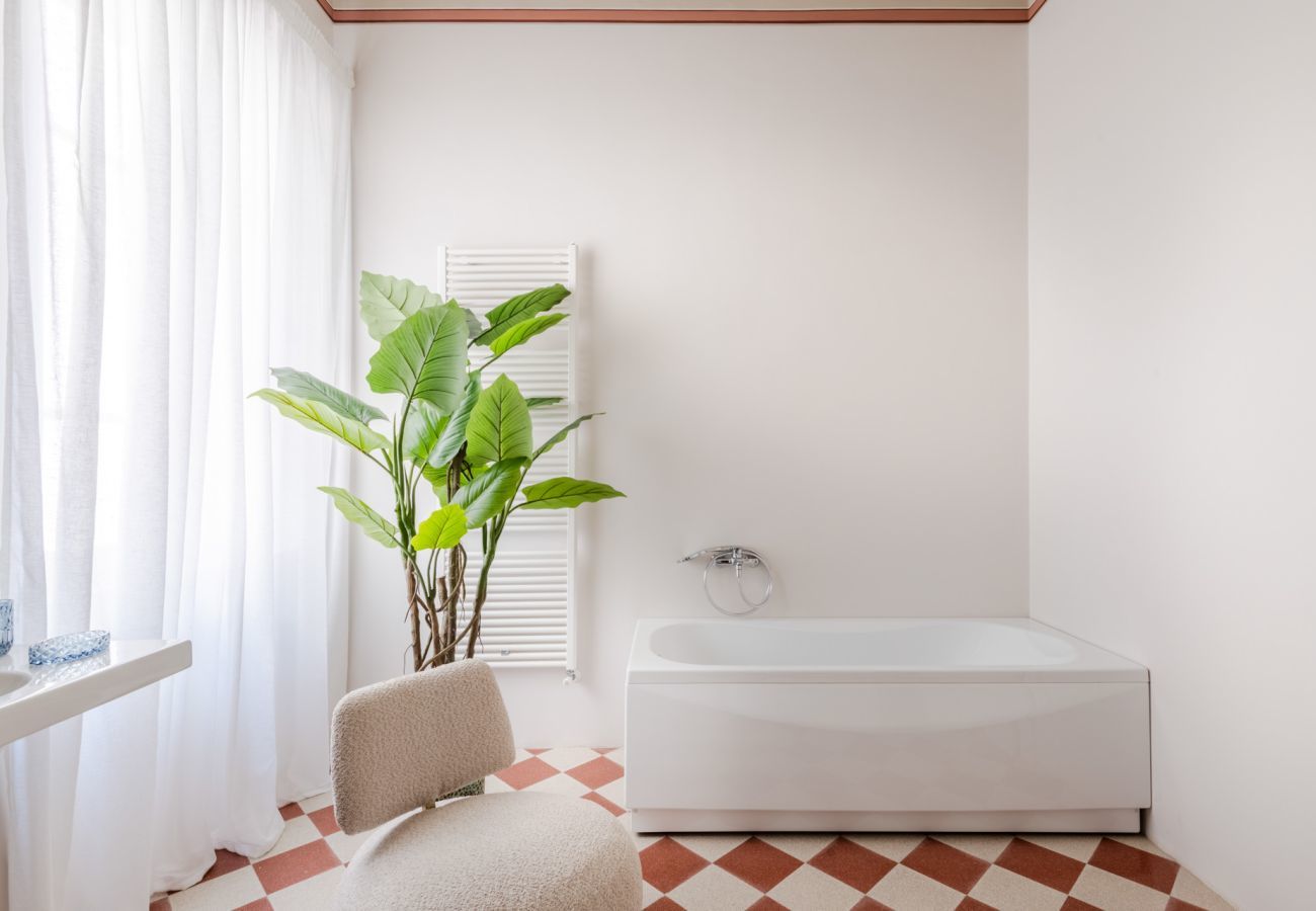 Appartamento a Lucca - The Fresco Tale, a Charming 3 Bedrooms Apartment