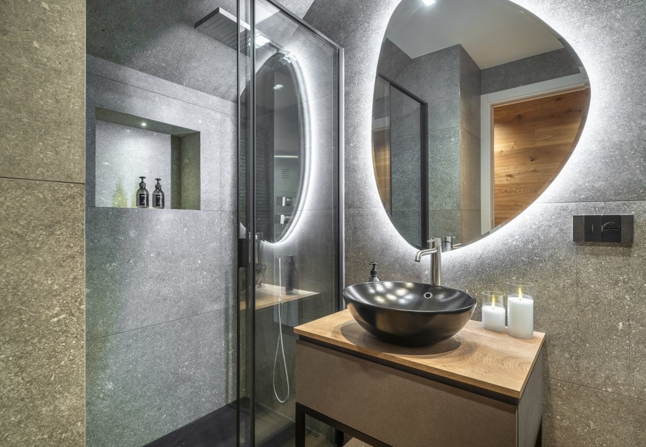 Appartamento a Cortina d´Ampezzo - Cademai Alpenglow Chalet with Sauna R&R