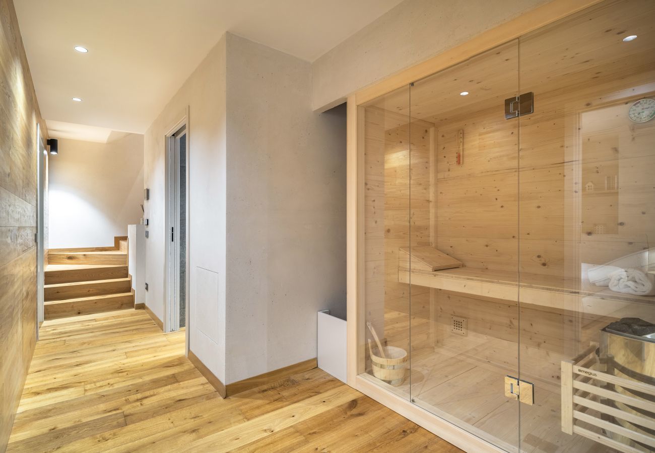 Appartamento a Cortina d´Ampezzo - Cademai Alpenglow Chalet with Sauna R&R