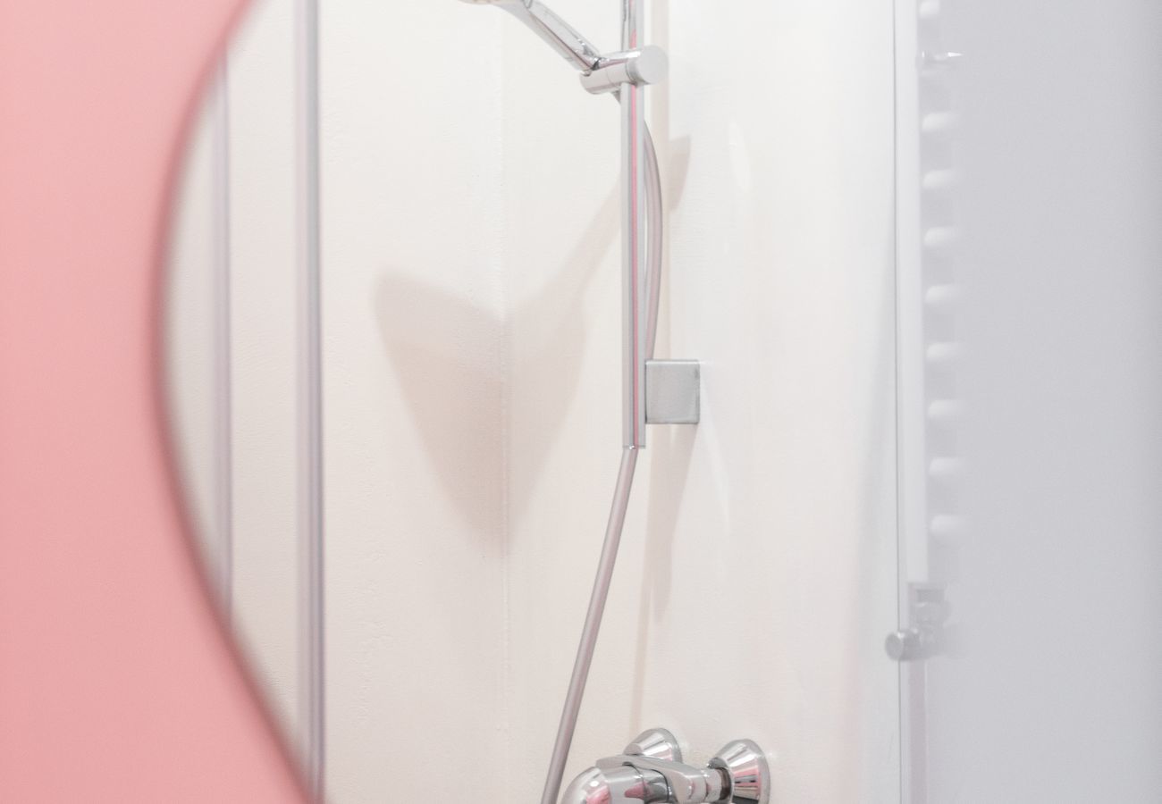 Appartamento a Venezia - Colorful Venetian Apartment R&R