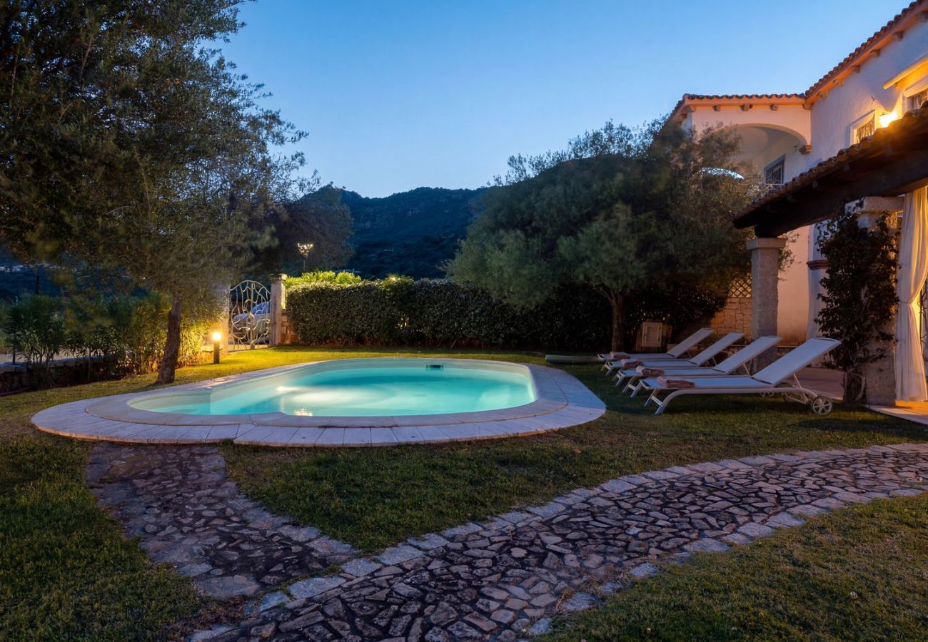 Villa a San Teodoro - Villa Luciva