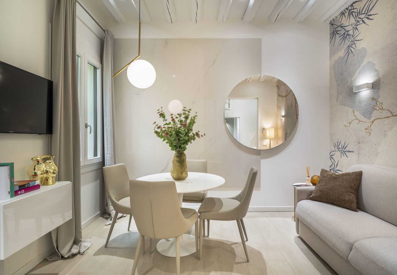 Appartamento a Venezia - Calle Varisco Apartment with Terrace R&R