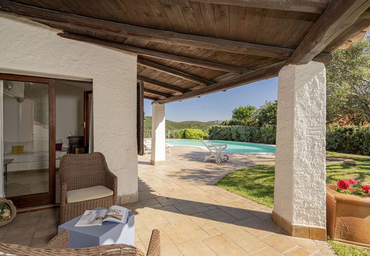 Villa a San Pantaleo - Villa Junia