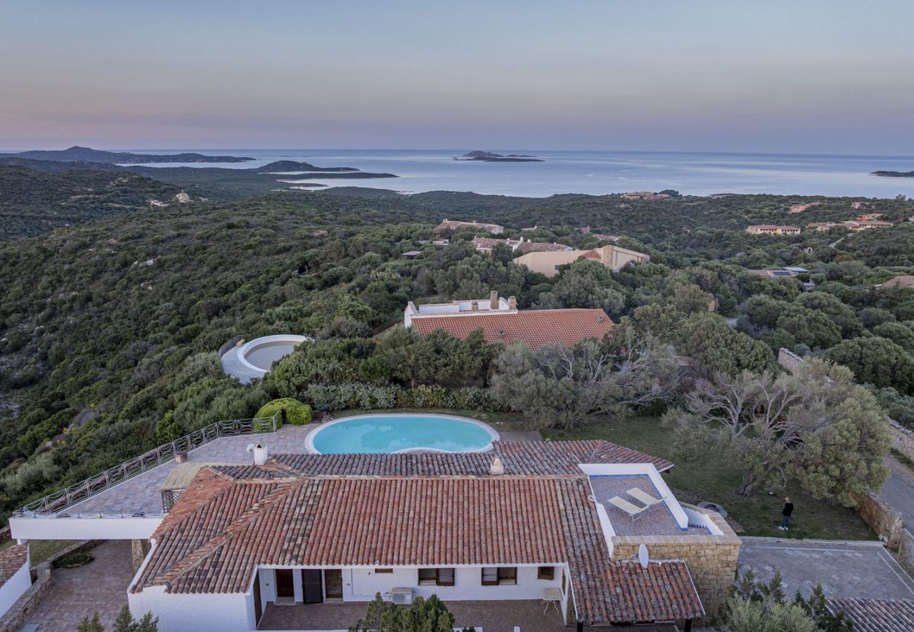 Villa a San Pantaleo - Villa Junia