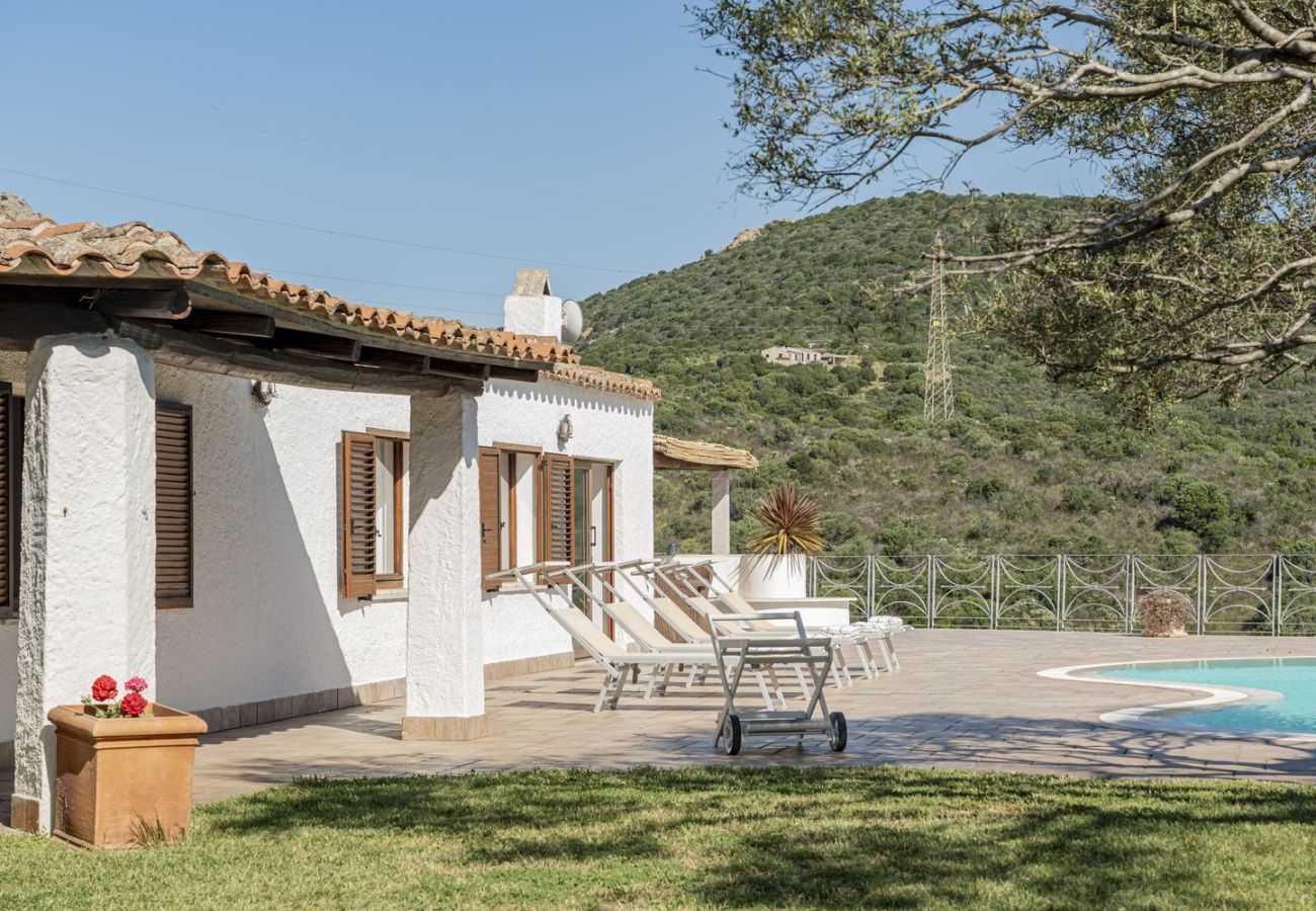 Villa a San Pantaleo - Villa Junia