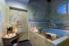 Ferienwohnung in Lucca - The Medieval Penthouse | 5 Bedrooms Ferienwohnung in Lucca - The Medieval Penthouse | 5 Bedrooms