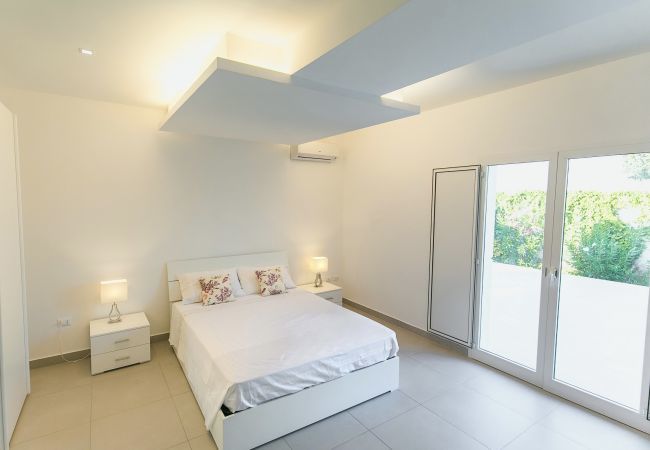 Villa in Siracusa - Villa Laura Villa in Siracusa - Villa Laura