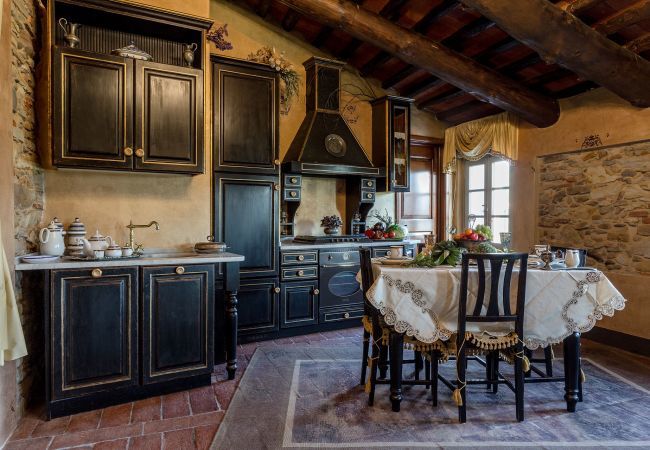 Villa in Capannori - La Dimora dei Conti Villa in Capannori - La Dimora dei Conti