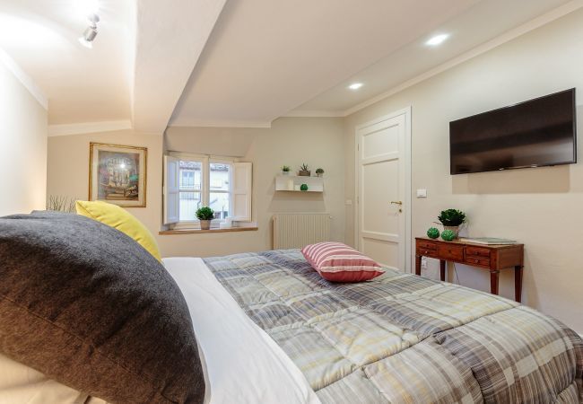 Ferienwohnung in Lucca - Terrazza Santa Croce Ferienwohnung in Lucca - Terrazza Santa Croce