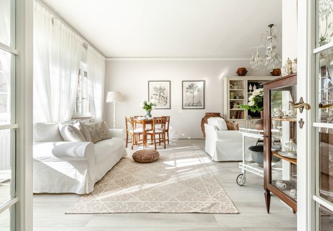 Villa in Lucca - Villa Olivia Villa in Lucca - Villa Olivia