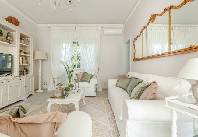 Villa in Lucca - VILLA OLIVIA: a New Luxury Villa with Garden in Lucca with PARKING