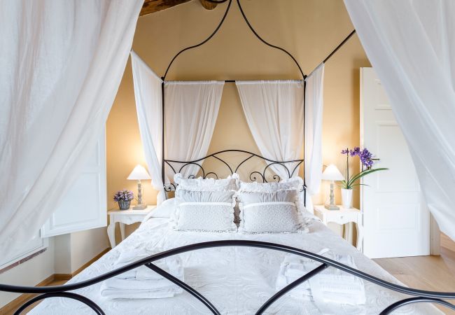 Villa in Monte San quirico - Villa sul Fiume Villa in Monte San quirico - Villa sul Fiume