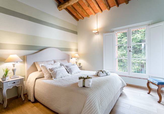 Villa in Monte San quirico - Villa sul Fiume Villa in Monte San quirico - Villa sul Fiume