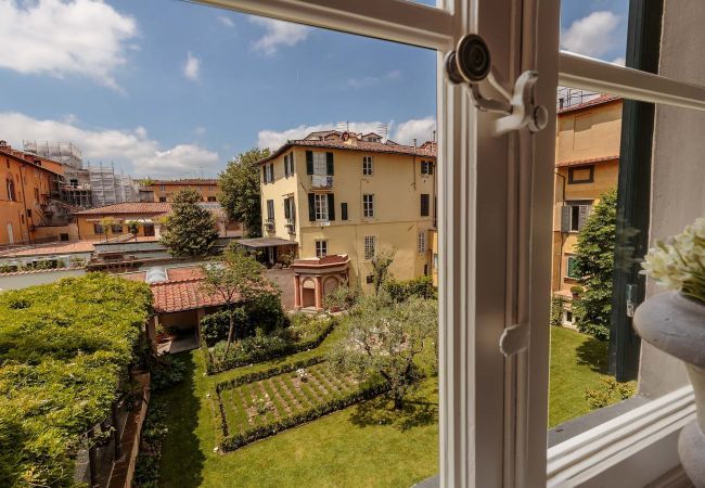Ferienwohnung in Lucca - The Puccini Penthouse Ferienwohnung in Lucca - The Puccini Penthouse