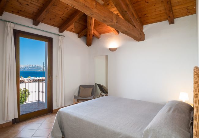 Ferienwohnung in Olbia - Bellosguardo 8 - direkt am meer mit Panoramablick