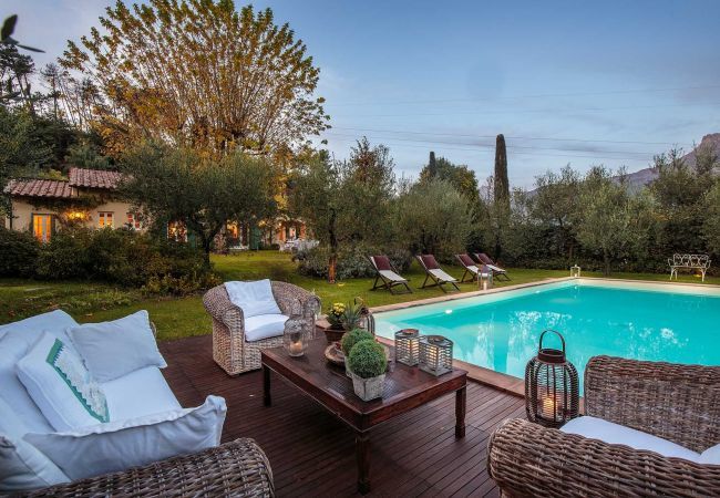 Villa in Camaiore - Luxury Farmhouse with Private Pool in Camaiore close to Lucca