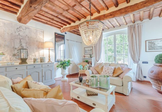 Villa in Pieve di Compito - Villa Coccinelle Villa in Pieve di Compito - Villa Coccinelle