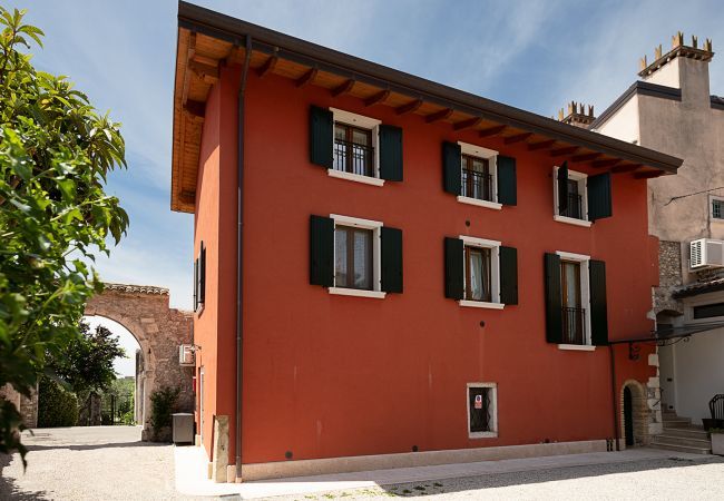 Ferienhaus in Bardolino - Regarda - romantisches  Rustico Casa Rossa 1 mit WLan, Klimaanlage