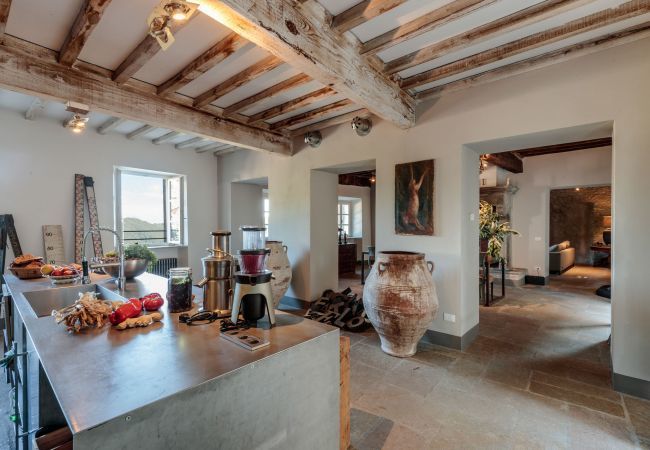 Villa in Pescaglia - Palazzo Giusti Villa in Pescaglia - Palazzo Giusti