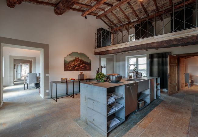 Villa in Pescaglia - Palazzo Giusti Villa in Pescaglia - Palazzo Giusti