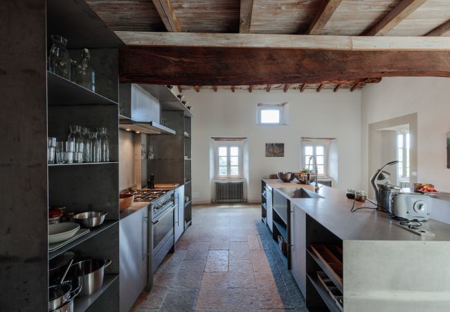 Villa in Pescaglia - Palazzo Giusti Villa in Pescaglia - Palazzo Giusti