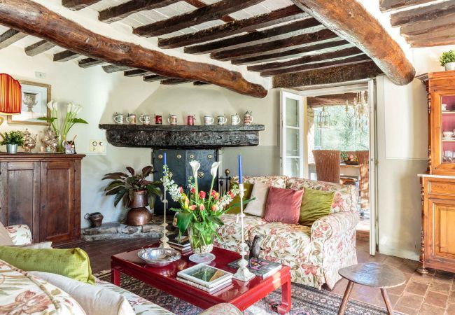 Villa in Santa Maria del giudice - Casa Nel Bosco Villa in Santa Maria del giudice - Casa Nel Bosco