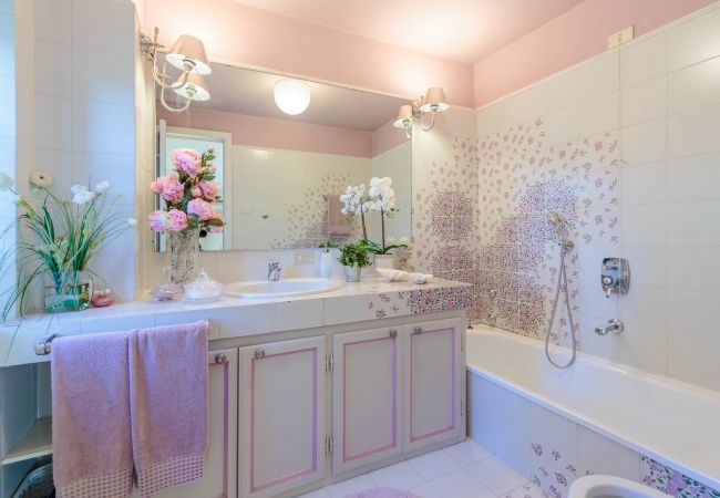 Villa in Santa Maria del giudice - Casa Nel Bosco Villa in Santa Maria del giudice - Casa Nel Bosco