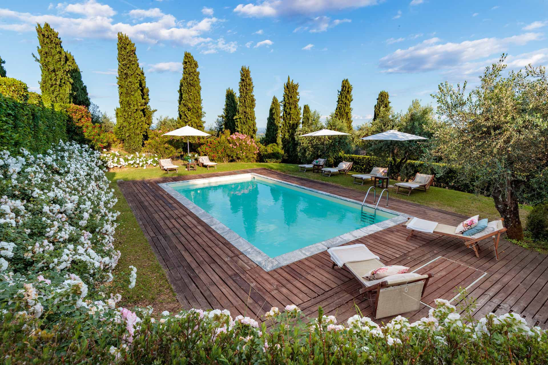 Villa in Capannori - VILLA IL TINAIO Romantic Secluded Farmhouse with Private Pool