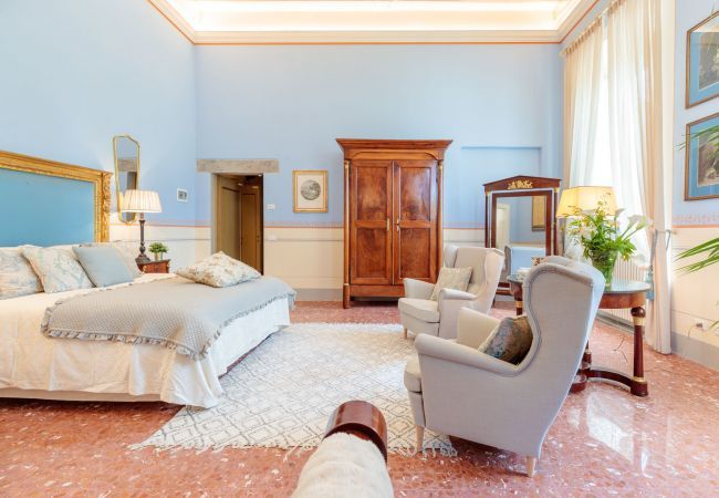 Villa in Lucca - Villa Hugo Villa in Lucca - Villa Hugo