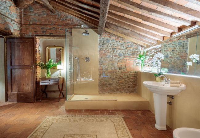 Villa in Lucca - Villa Hugo Villa in Lucca - Villa Hugo