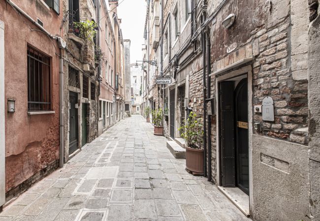 Ferienwohnung in Venezia - Corte Contarina San Marco Apartment R&R Ferienwohnung in Venezia - Corte Contarina San Marco Apartment R&R
