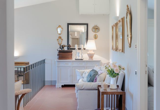 Villa in Capannori - Fattoria Camigliano Wine Estate Villa in Capannori - Fattoria Camigliano Wine Estate