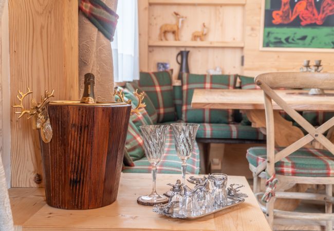 Ferienwohnung in Cortina d´Ampezzo - Cortina Deluxe Chalet R&R Ferienwohnung in Cortina d´Ampezzo - Cortina Deluxe Chalet R&R