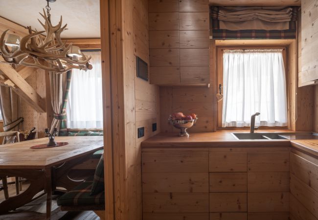 Ferienwohnung in Cortina d´Ampezzo - Cortina Deluxe Chalet R&R Ferienwohnung in Cortina d´Ampezzo - Cortina Deluxe Chalet R&R