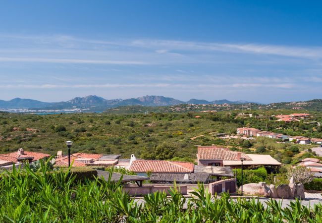 Chalet in Porto San Paolo - Laura's Terrace Chalet in Porto San Paolo - Laura's Terrace