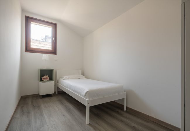 Ferienwohnung in Santa Croce - Bright Apartment on Venetian Roofs R&R