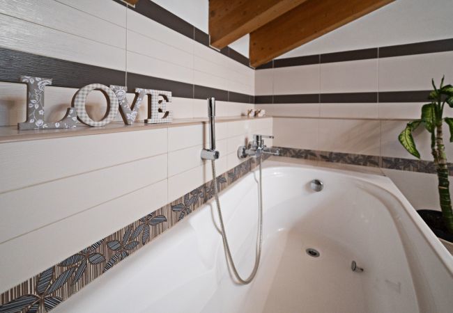 Villa in Lazise - VILLA LOVE Villa in Lazise - VILLA LOVE