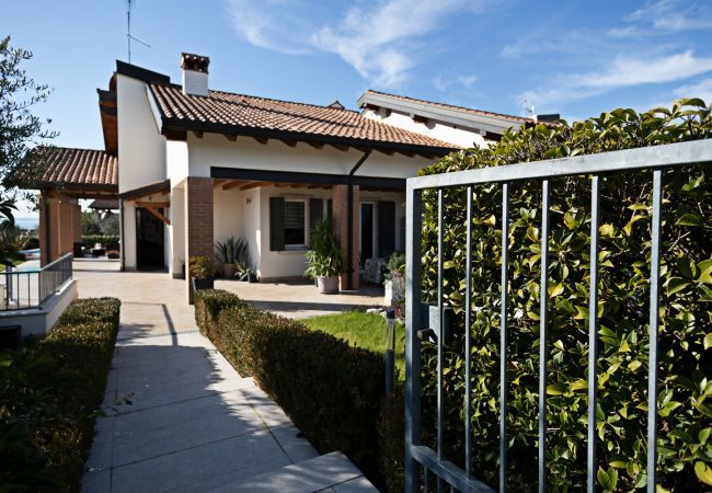 Villa in Lazise - VILLA LOVE Villa in Lazise - VILLA LOVE
