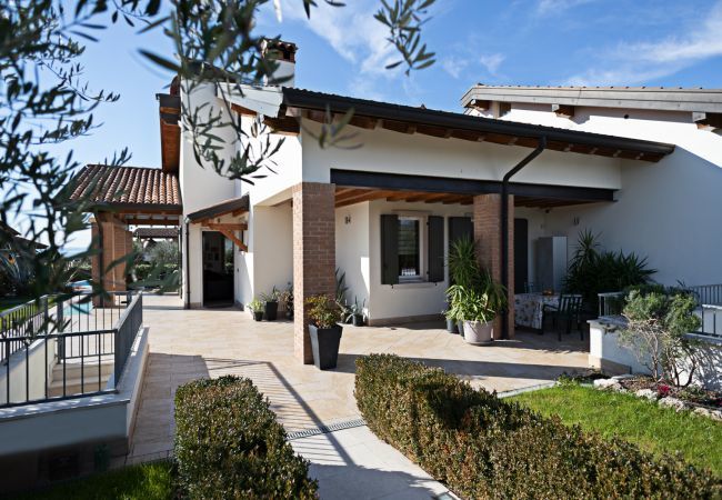 Villa in Lazise - VILLA LOVE Villa in Lazise - VILLA LOVE