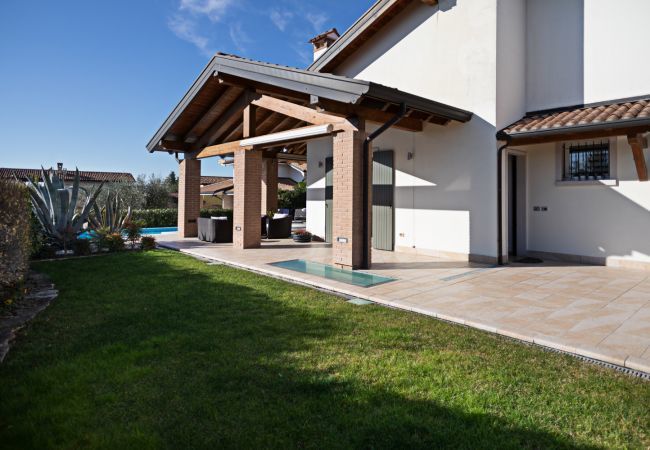 Villa in Lazise - VILLA LOVE Villa in Lazise - VILLA LOVE