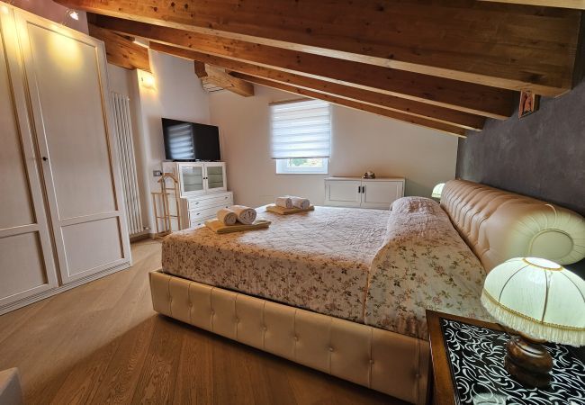 Villa in Lazise - VILLA LOVE Villa in Lazise - VILLA LOVE