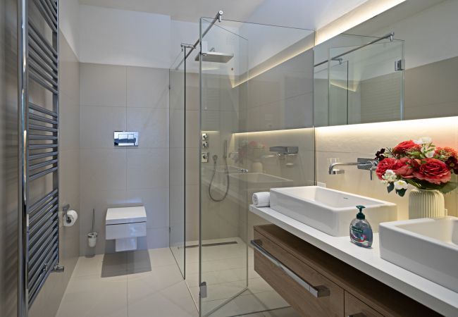 Villa in Lazise - VILLA JULIA Villa in Lazise - VILLA JULIA