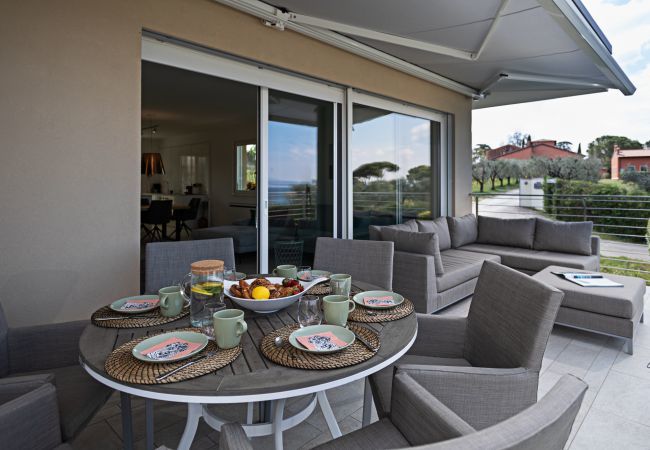 Villa in Lazise - VILLA JULIA Villa in Lazise - VILLA JULIA