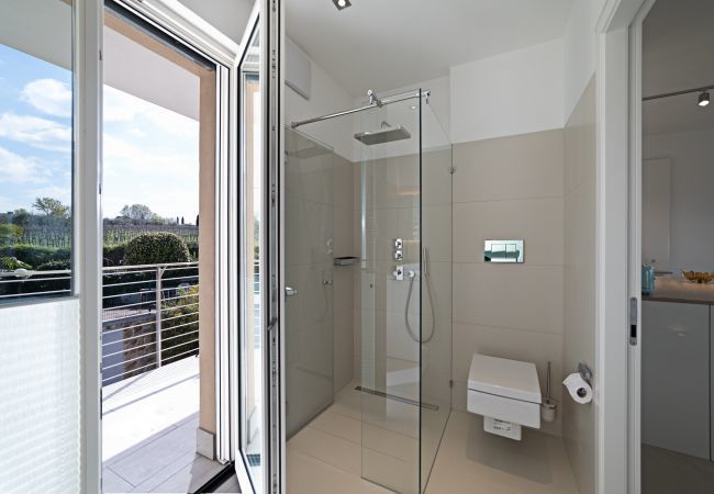 Villa in Lazise - VILLA JULIA Villa in Lazise - VILLA JULIA