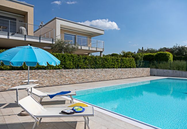 Villa in Lazise - VILLA JULIA Villa in Lazise - VILLA JULIA