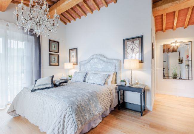 Villa in Montecarlo - Villa Flora Villa in Montecarlo - Villa Flora