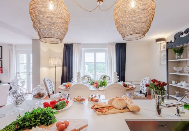 Villa in Montecarlo - Villa Flora Villa in Montecarlo - Villa Flora